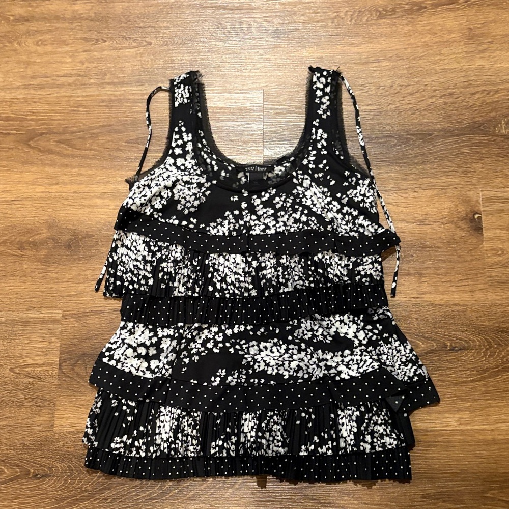 White House Black Market Black and White Tank Top